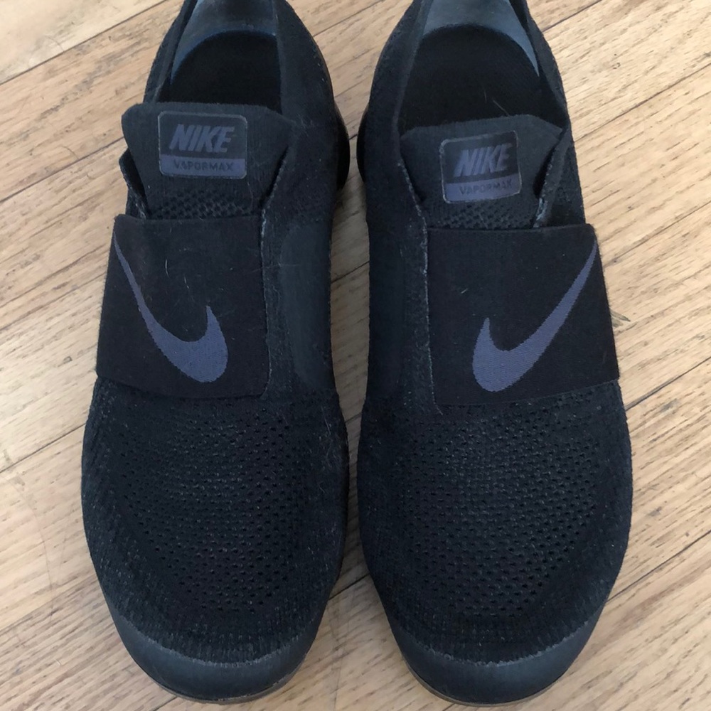 Nike Air VaporMax MOC Triple Black